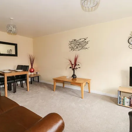 Prince Cottage Loftus